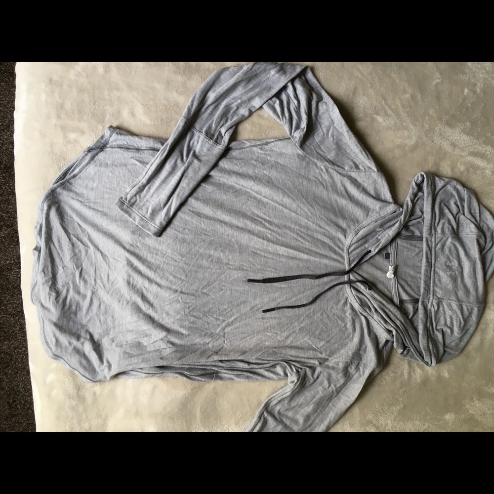 Under armour hooded shirt